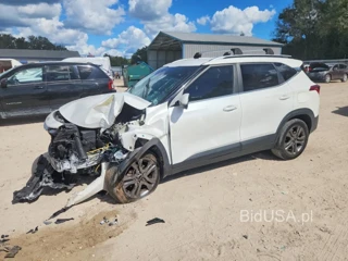 KIA SELTOS S