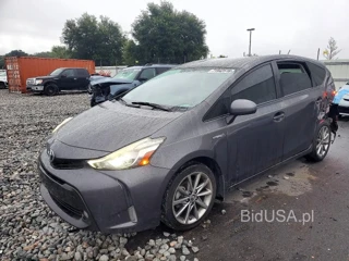 TOYOTA PRIUS V FIVE