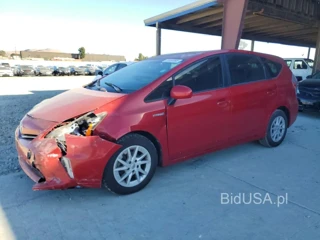 TOYOTA PRIUS V THREE