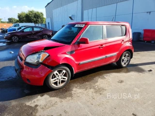 KIA SOUL +