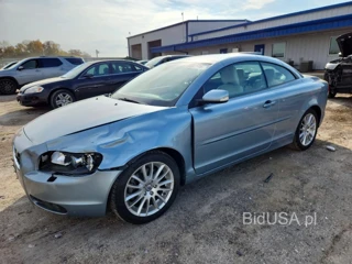 VOLVO C70 T5