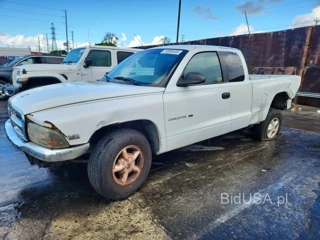 DODGE DAKOTA