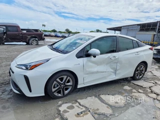 TOYOTA PRIUS XLE