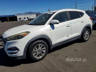 HYUNDAI TUCSON SE