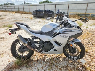 KAWASAKI EX500