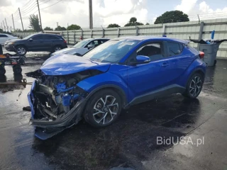TOYOTA C-HR XLE