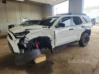 TOYOTA 4RUNNER TRD PRO HV