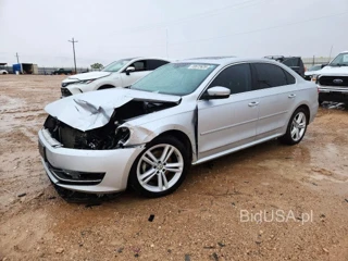 VOLKSWAGEN PASSAT SEL