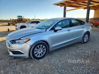 FORD FUSION S
