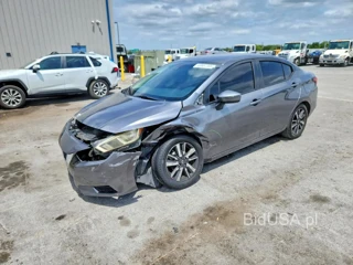NISSAN VERSA SV