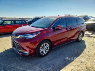 TOYOTA SIENNA LIMITED 7-PASSENGER