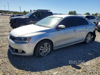 VOLKSWAGEN JETTA SE