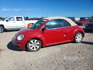 VOLKSWAGEN NEW BEETLE CONVERTIBLE S