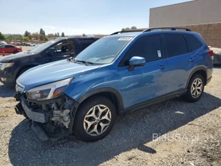 SUBARU FORESTER PREMIUM
