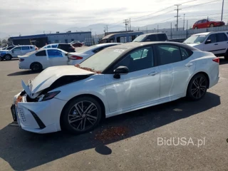 TOYOTA CAMRY XSE