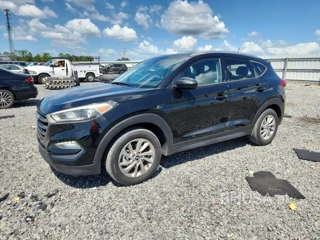 HYUNDAI TUCSON SE