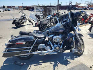 HARLEY-DAVIDSON FLHTC