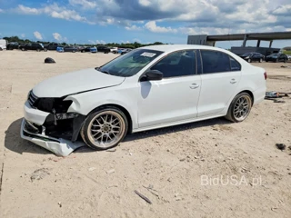 VOLKSWAGEN JETTA S