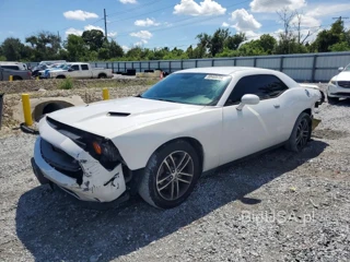 DODGE CHALLENGER SXT