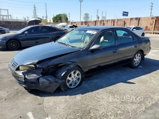 TOYOTA CAMRY XLE V6