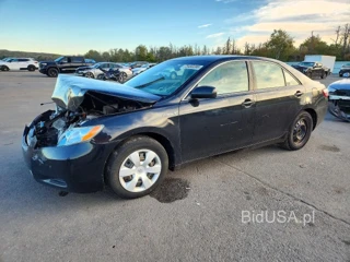 TOYOTA CAMRY HYBRID