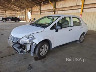 NISSAN VERSA 1.6 BASE