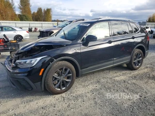 VOLKSWAGEN TIGUAN SE