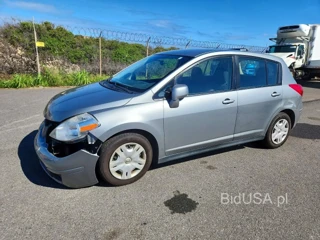NISSAN VERSA 1.8 S