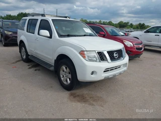 NISSAN NISSAN PATHFINDER SV