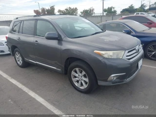 TOYOTA TOYOTA HIGHLANDER SE