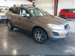 VOLVO VOLVO XC60 T6/T6 R-DESIGN