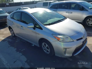 TOYOTA TOYOTA PRIUS THREE