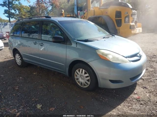 TOYOTA TOYOTA SIENNA CE