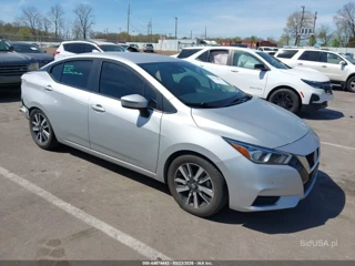 NISSAN NISSAN VERSA SV XTRONIC CVT