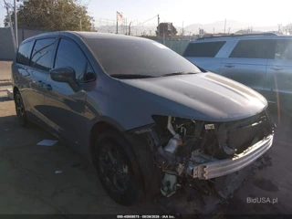 CHRYSLER CHRYSLER PACIFICA HYBRID TOURING L