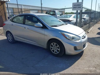 HYUNDAI HYUNDAI ACCENT GLS