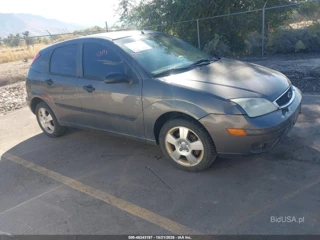 FORD FORD FOCUS ZX5