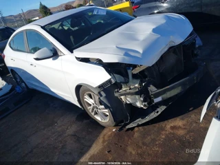 HYUNDAI HYUNDAI ELANTRA SEL