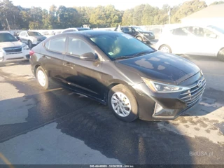 HYUNDAI HYUNDAI ELANTRA SE