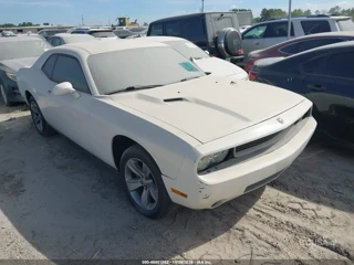 DODGE DODGE CHALLENGER SE
