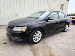 VOLKSWAGEN JETTA SE