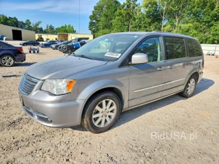 CHRYSLER TOWN AND COUNTRY TOURING