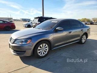VOLKSWAGEN PASSAT S