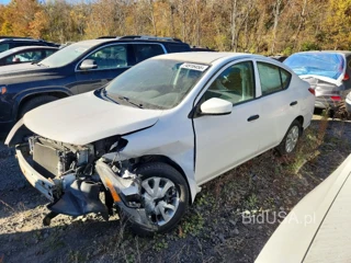 NISSAN VERSA S