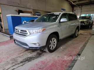TOYOTA HIGHLANDER BASE