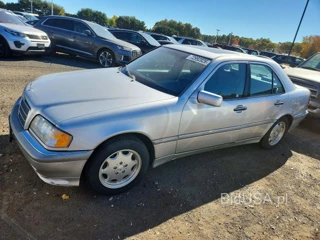 MERCEDES-BENZ C 230
