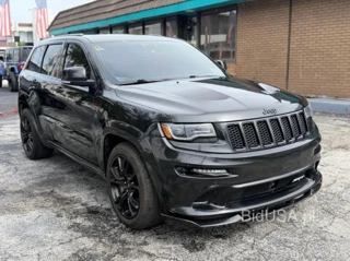 JEEP GRAND CHEROKEE SRT-8