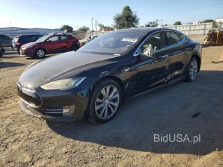 TESLA MODEL S 85