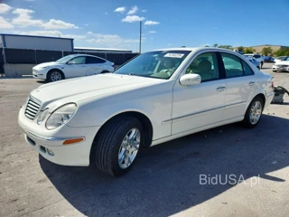 MERCEDES-BENZ E 320