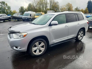 TOYOTA HIGHLANDER LIMITED